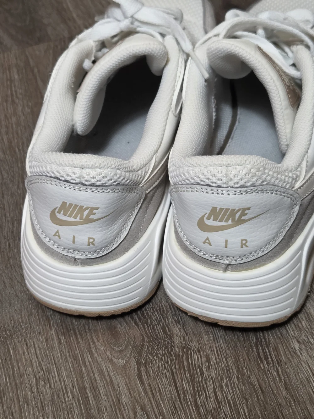 Nike Air Max SC Women’s Size 9.5 White Gray Tan Sneakers CW4554-108